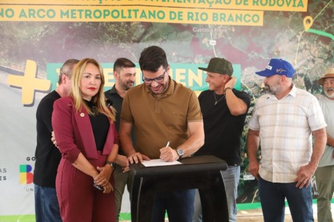 Governador assina ordem de serviço para implantação do Arco Metropolitano orçado em mais de R$ 105,7 milhões
