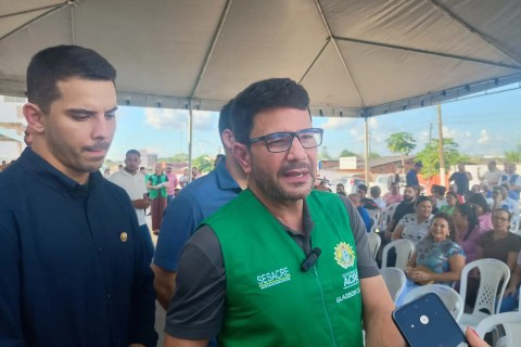 Gladson entrega 1ª etapa do Hospital de Sena e pede desculpas à população por demora: “É um sonho”